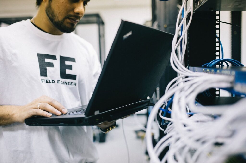 How Hard is it to Manage a VPS? How Hard is it to Manage a VPS?, How Do You Maintain a VPS Server?